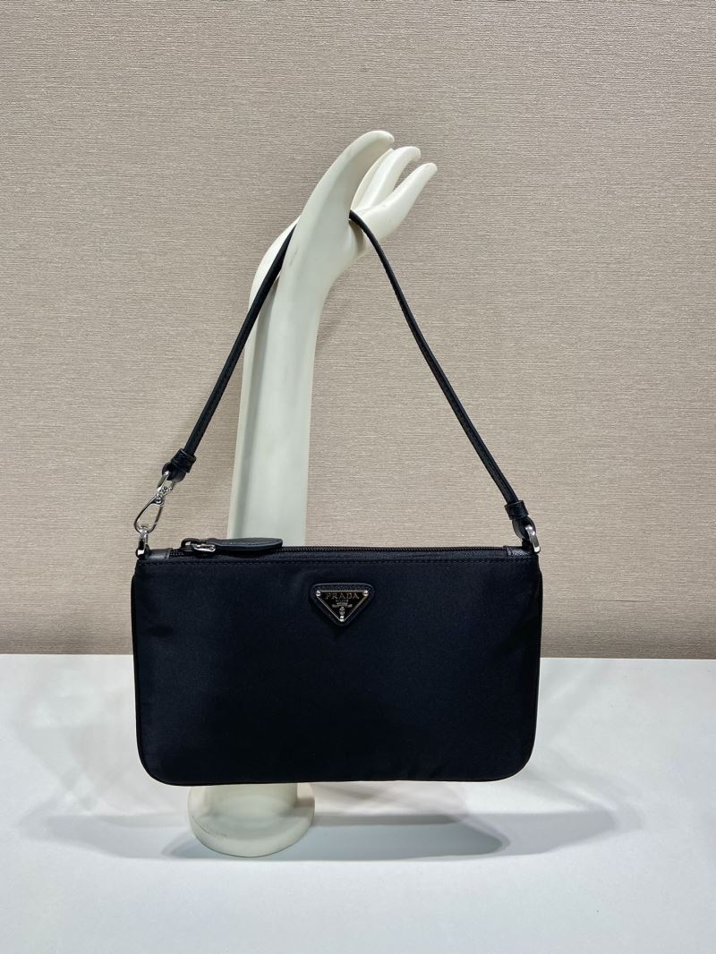 Pra*a hobo bags